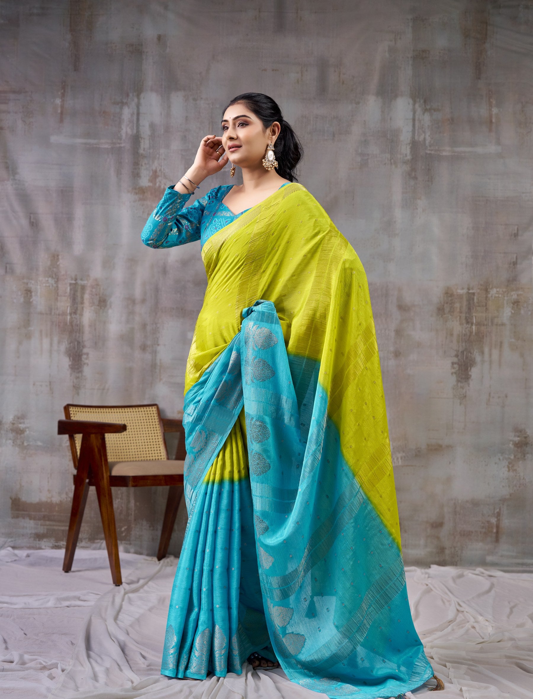 Peachmode Green Chinnon Jacquard Saree - Image 1