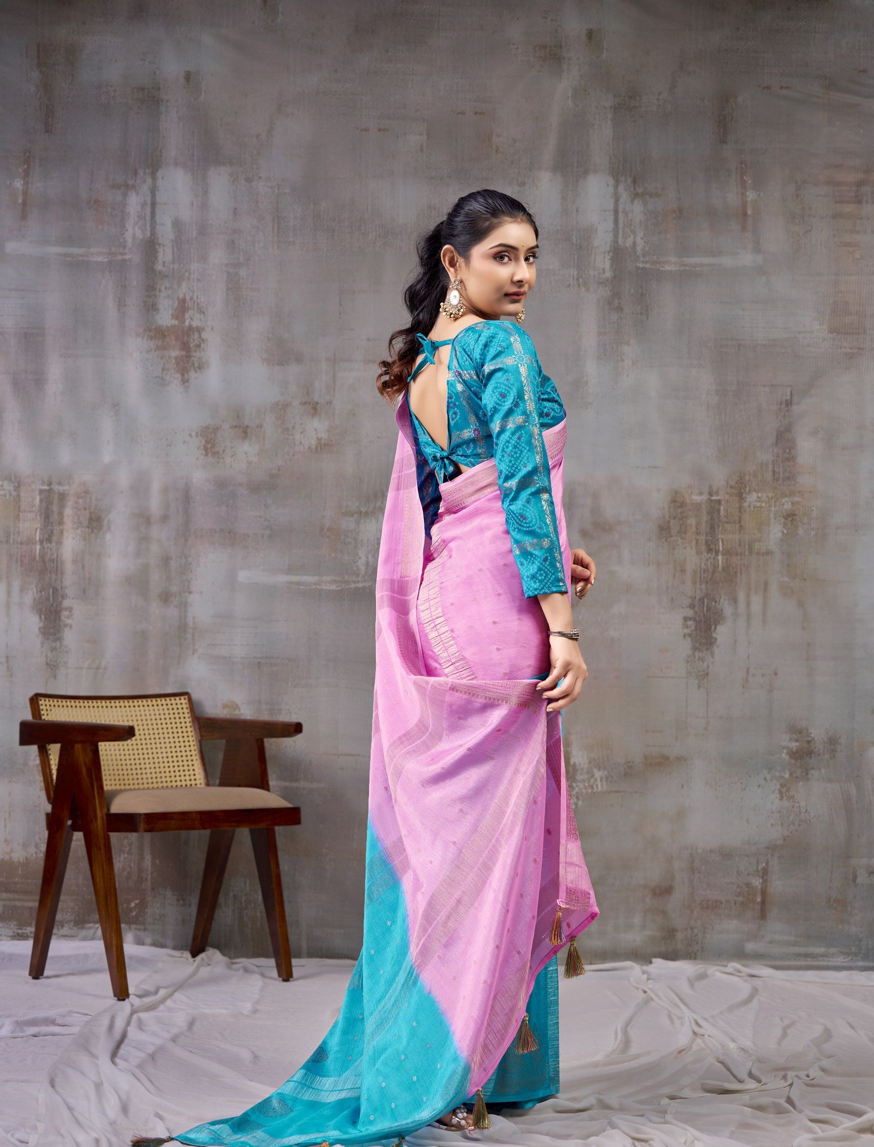 Peachmode Teal Chinnon Jacquard Saree - Image 3