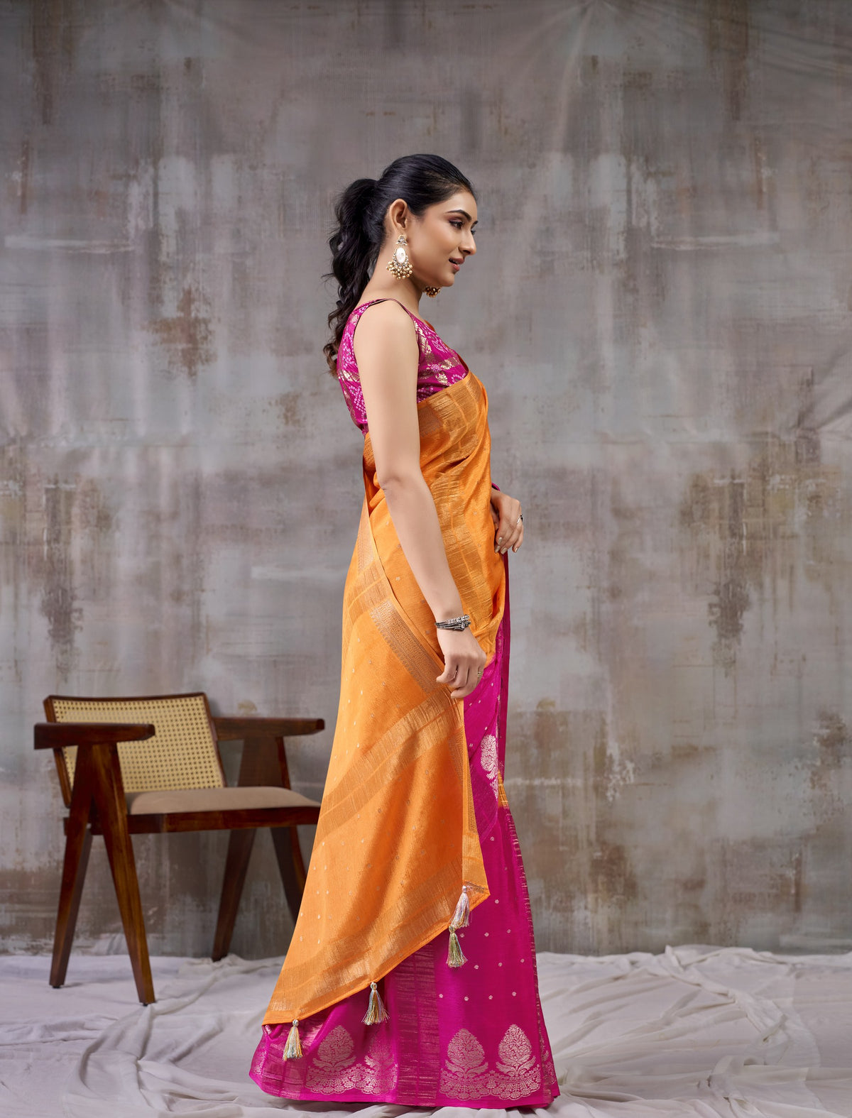 Peachmode Orange Chinnon Jacquard Saree - Image 3