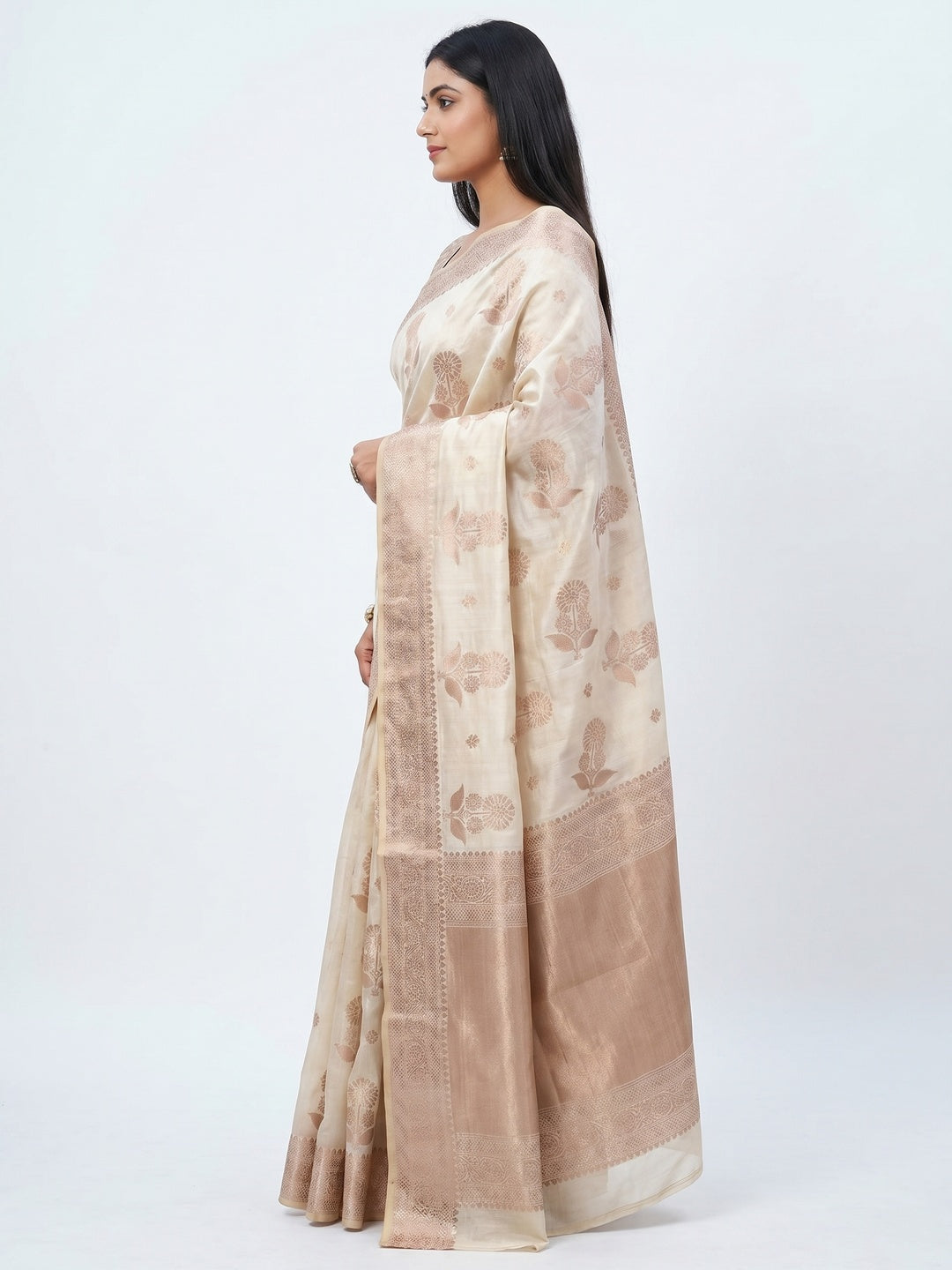 Off White Off White Floral Woven Raw Silk Saree - Image 3
