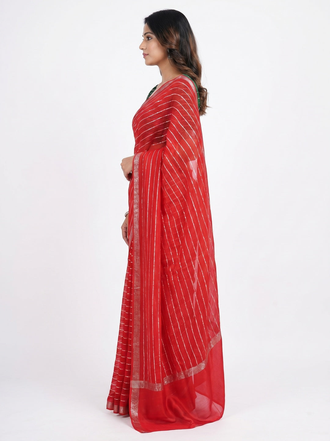 Red Woven Viscose Saree - Image 3