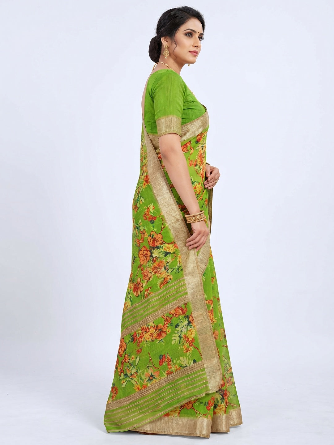 Parrot Green Casual Wear Floral Printed With Jari Border Cotton Saree - Image 3