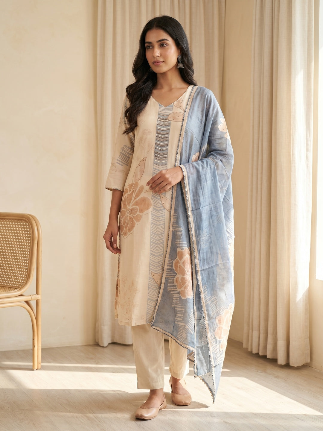 Cream Muslin Floral Printed Salwar Suit Set with Dupatta - Image 3