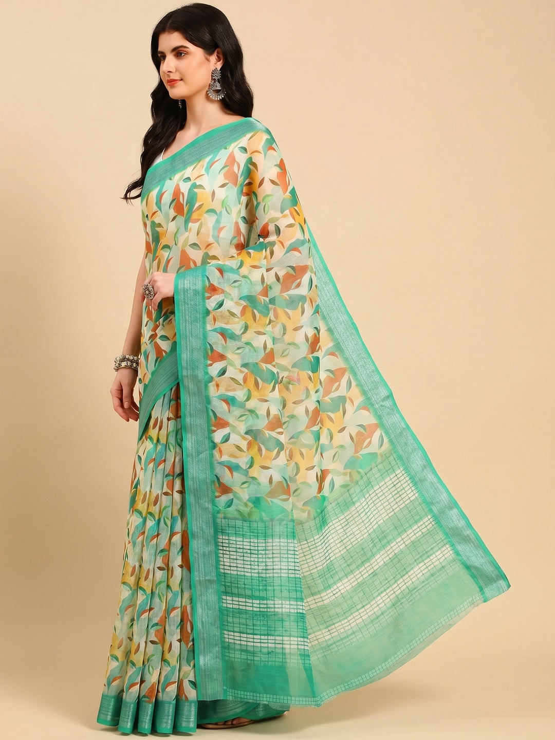 Multicolor Floral Digital Printed Linen Saree with Zari Border - Image 3