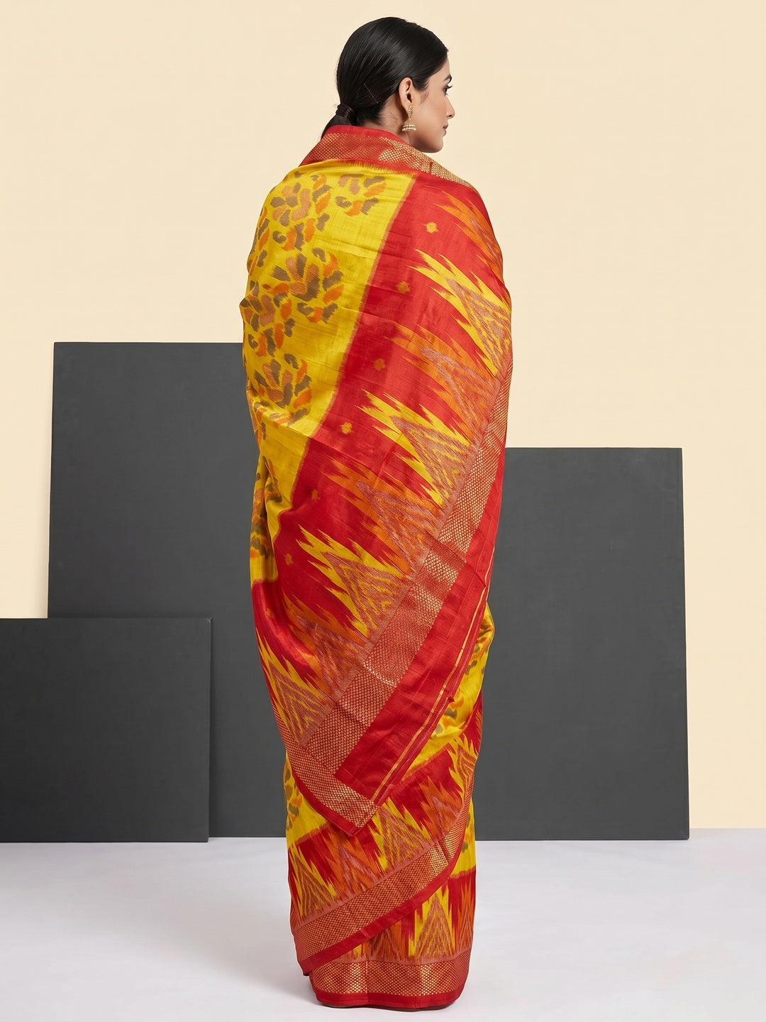 Yellow Patola Printed Dola Silk Saree - Image 3