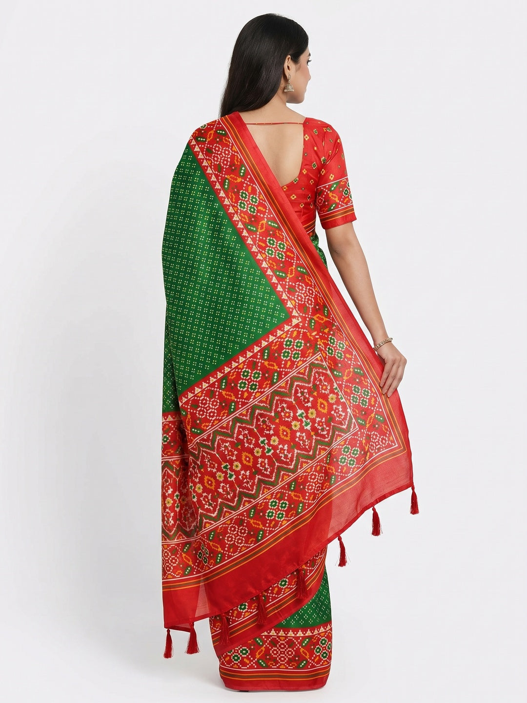 Green Patola Printed Tussar Silk Saree With Tassels - Image 3