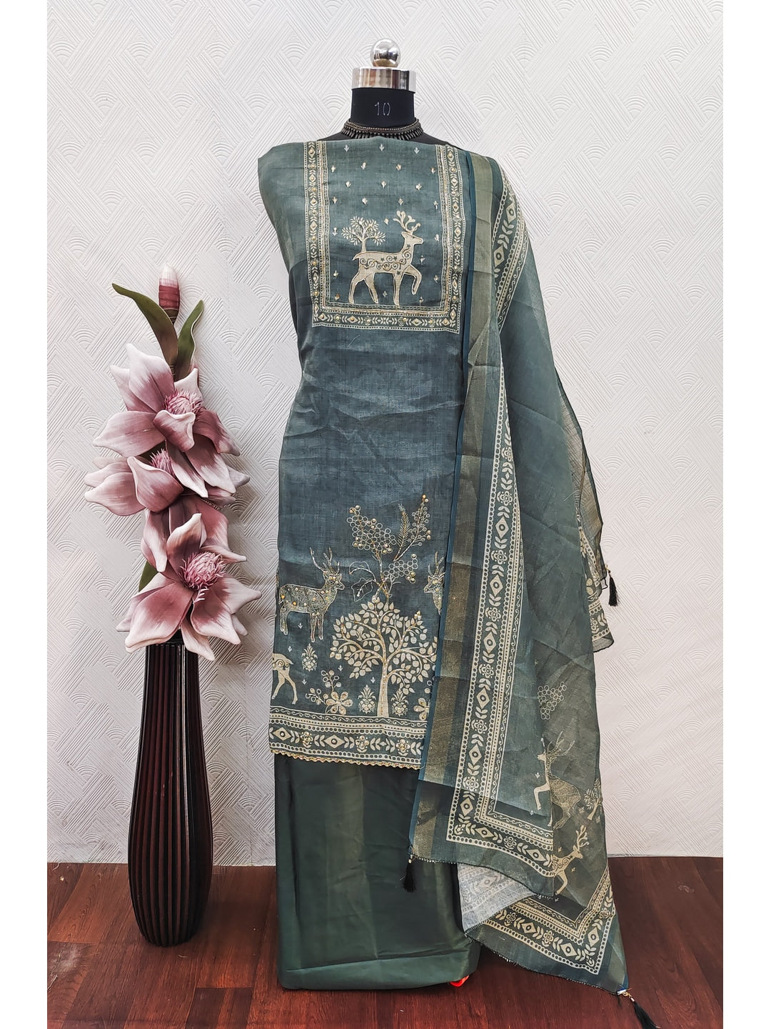 Peachmode Green Linen Dress Material with Ethnic Motifs - Image 3