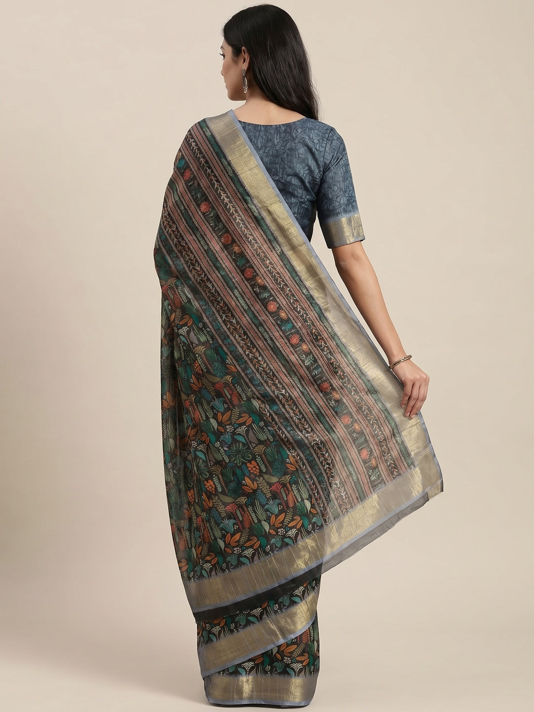 Black Digital Printed Tussar Silk Saree - Image 3