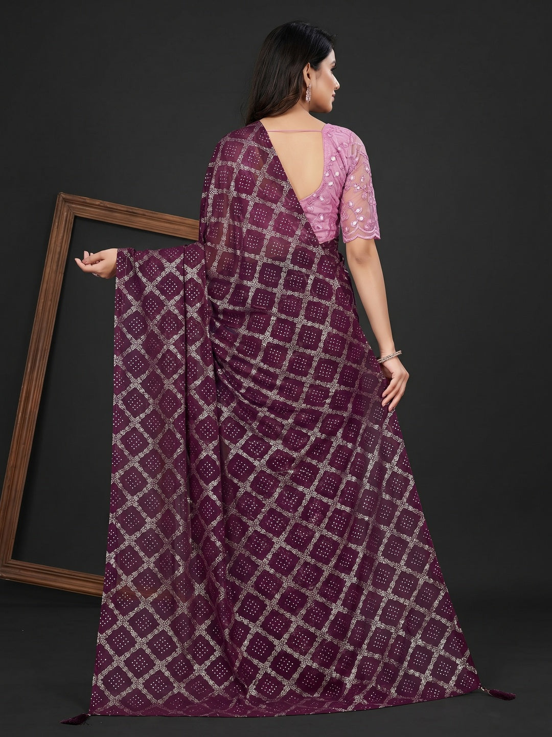 Wine Foil Printed Chiffon Saree - Image 3