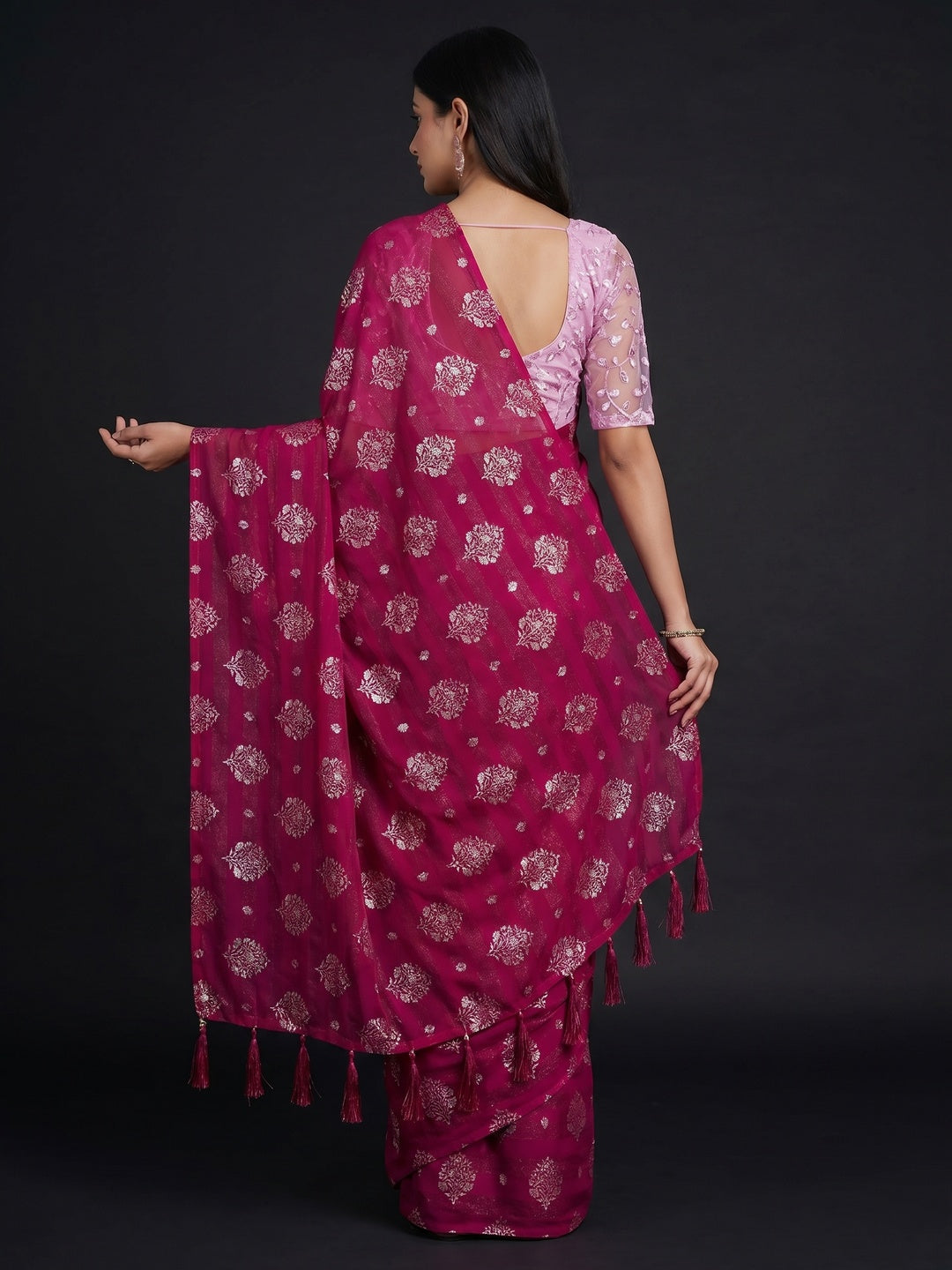 Pink Foil Printed Chiffon Saree - Image 2