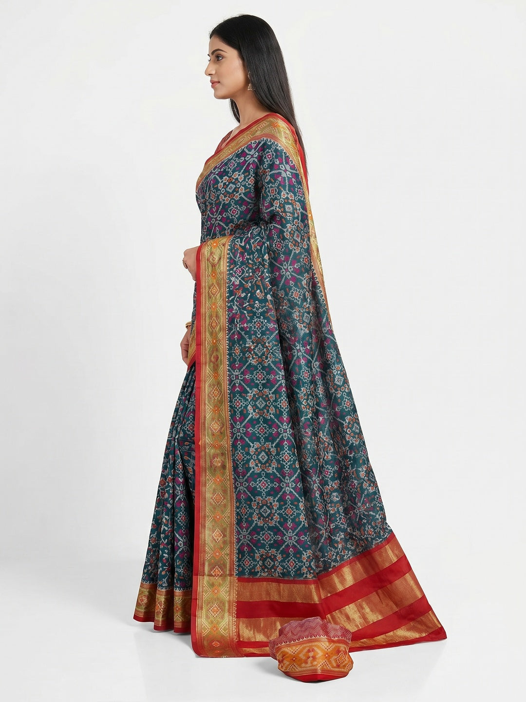 Morpich Woven Cotton Silk Patola Saree - Image 2