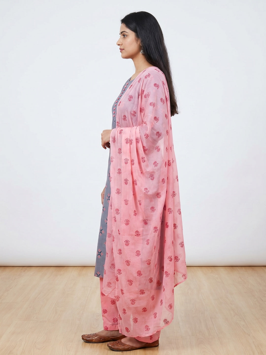 Grey & Gajari Pink Floral Printed Cotton Blend Dress Material - Image 3