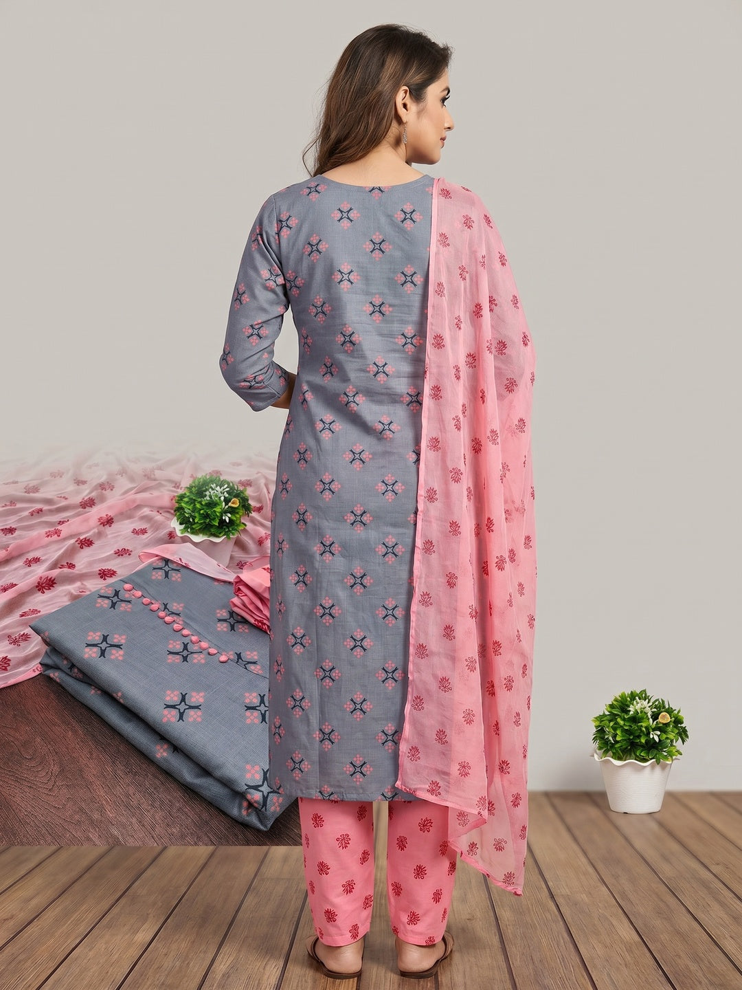 Grey & Gajari Pink Floral Printed Cotton Blend Dress Material - Image 2