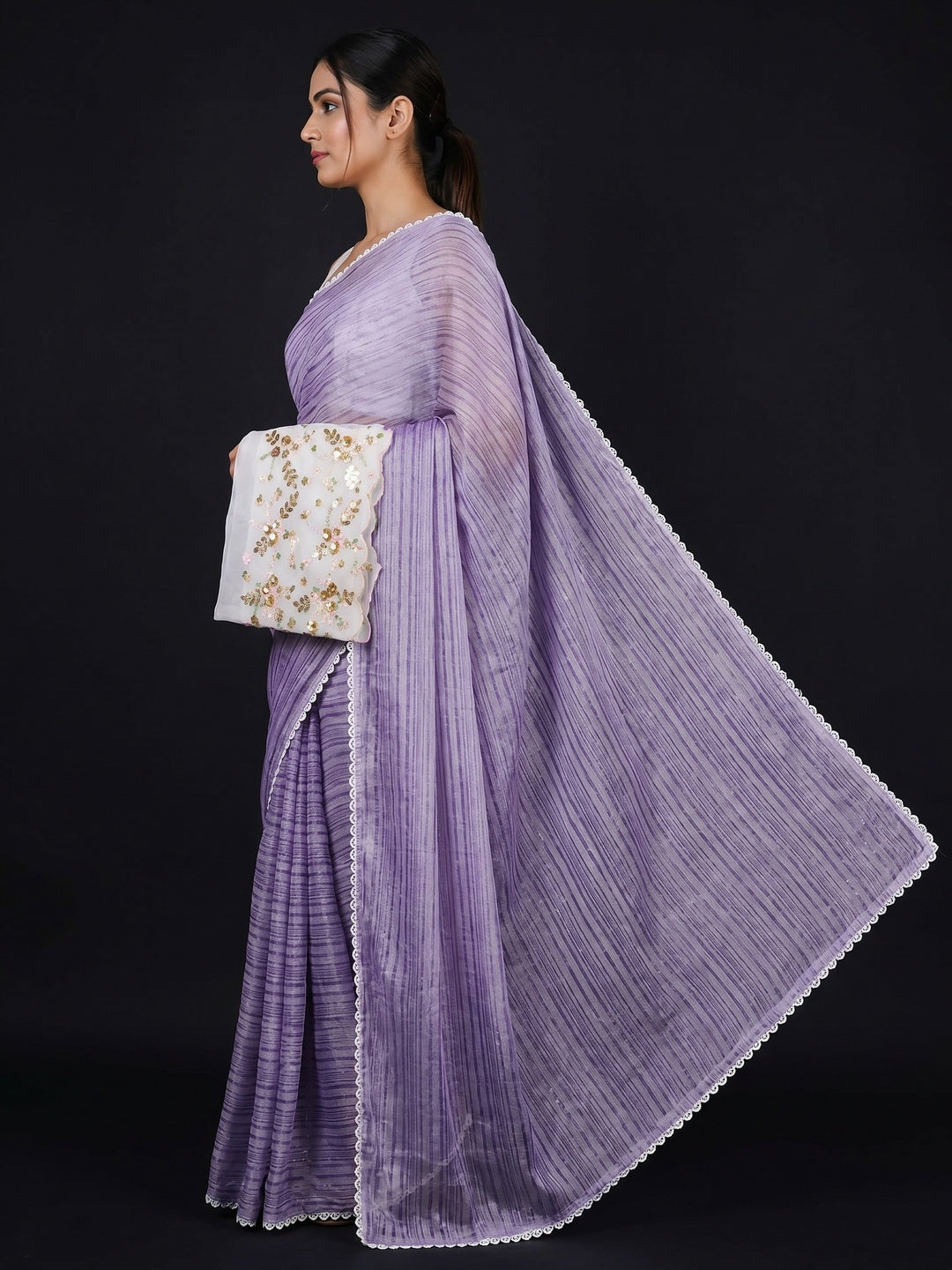 Lavender Solid Woven Chiffon Saree With Lace Border - Image 2