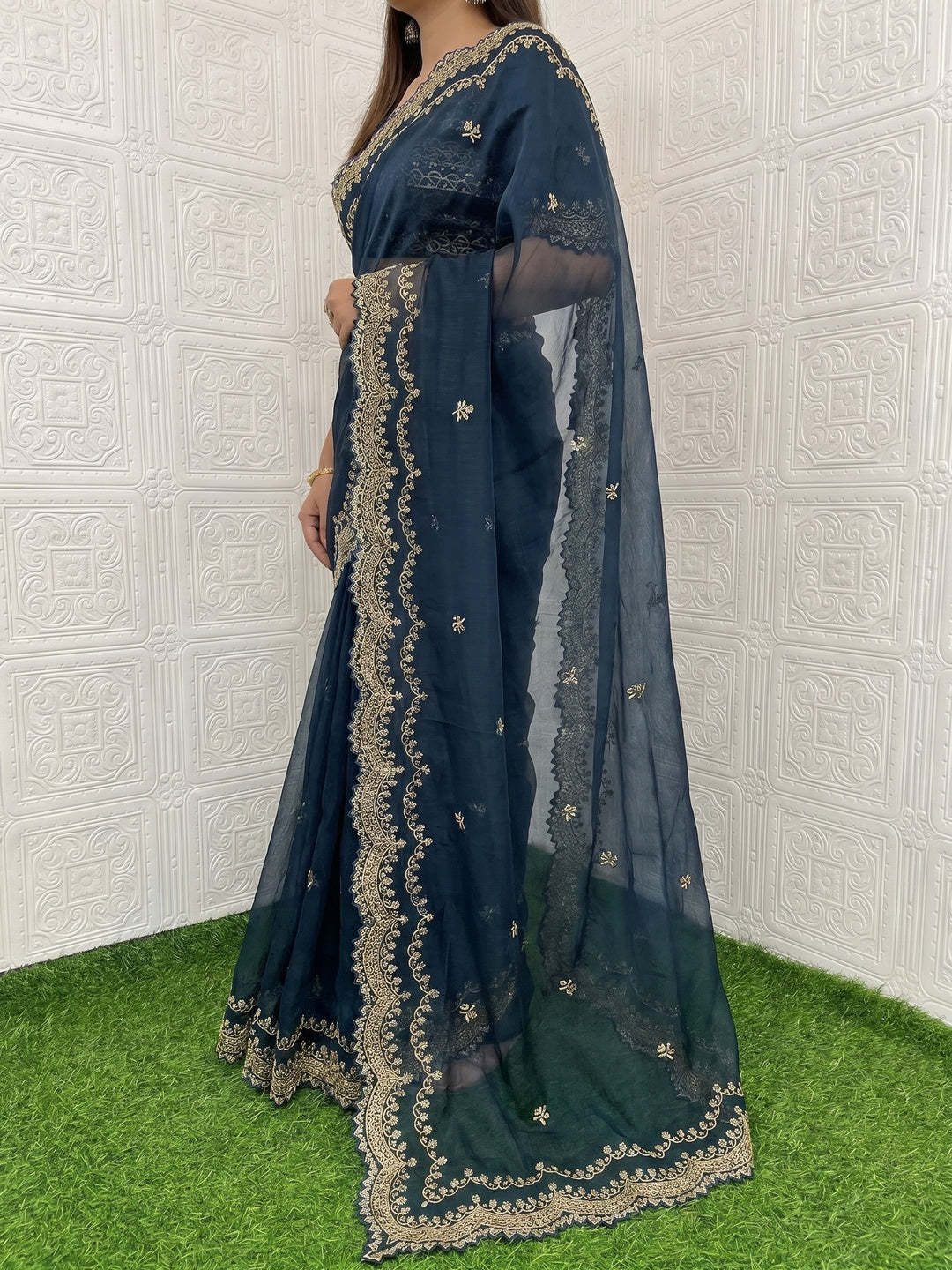 Blue Embroidered Chiffon Saree - Image 2