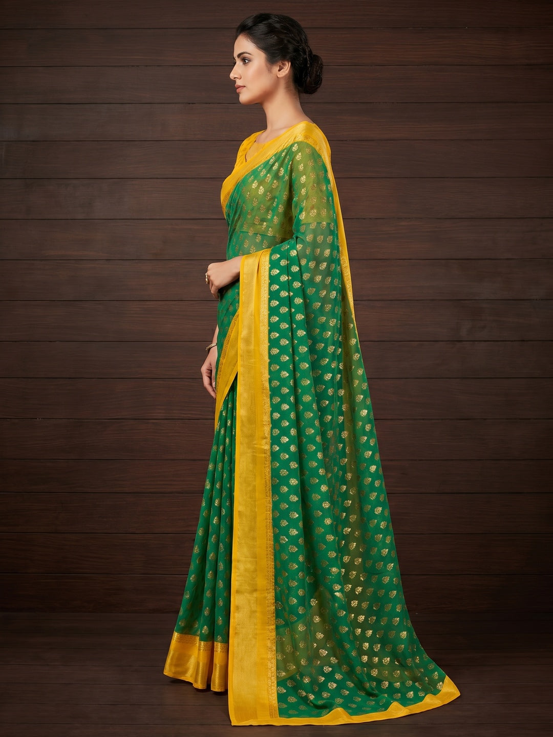 Green & Yellow Foil Printed Chiffon Saree - Image 3