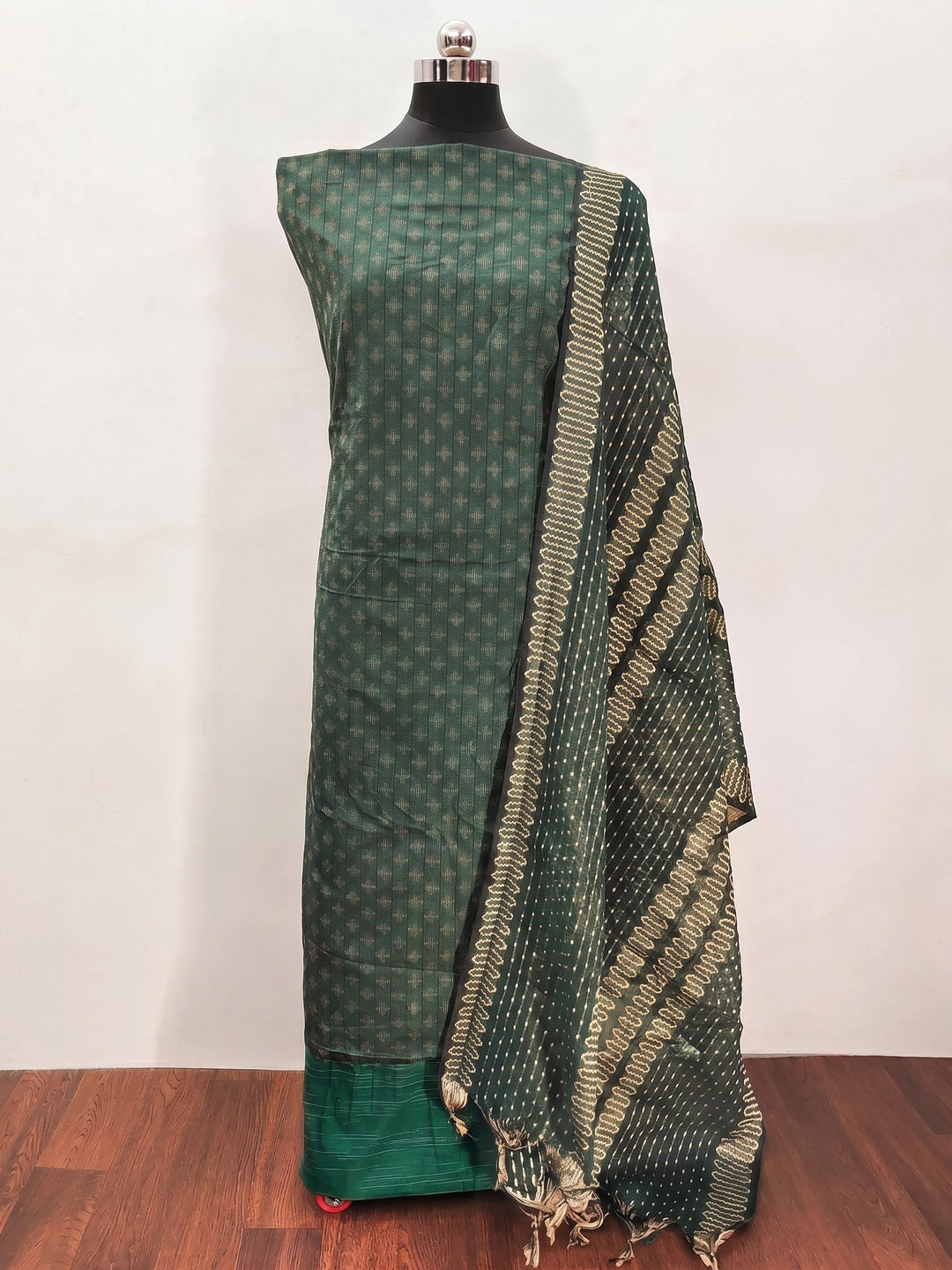 Green Woven Pure Cotton Dress Material - Image 1
