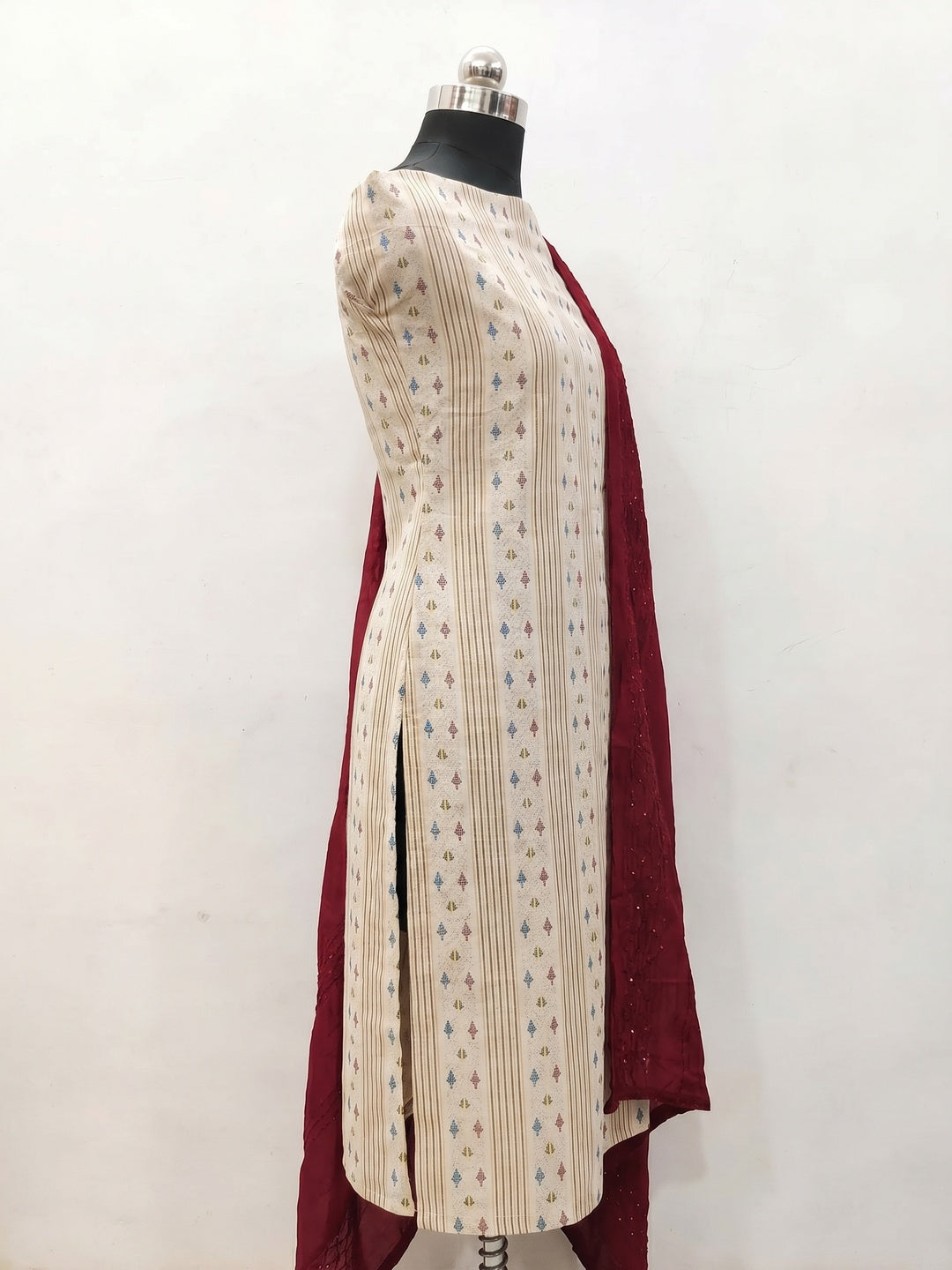 Cream Woven Pure Cotton Dress Material - Image 3