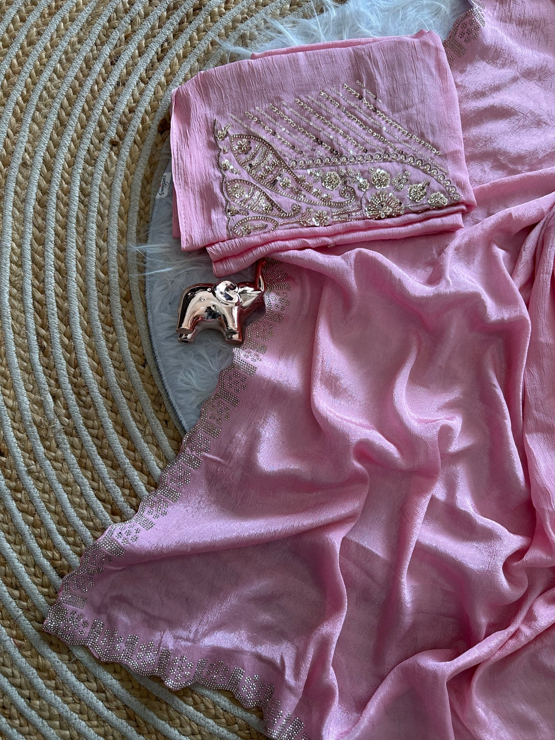 Peachmode Pink Soft Crunchy Silk Saree with Diamond and Embroidery Work - Image 4