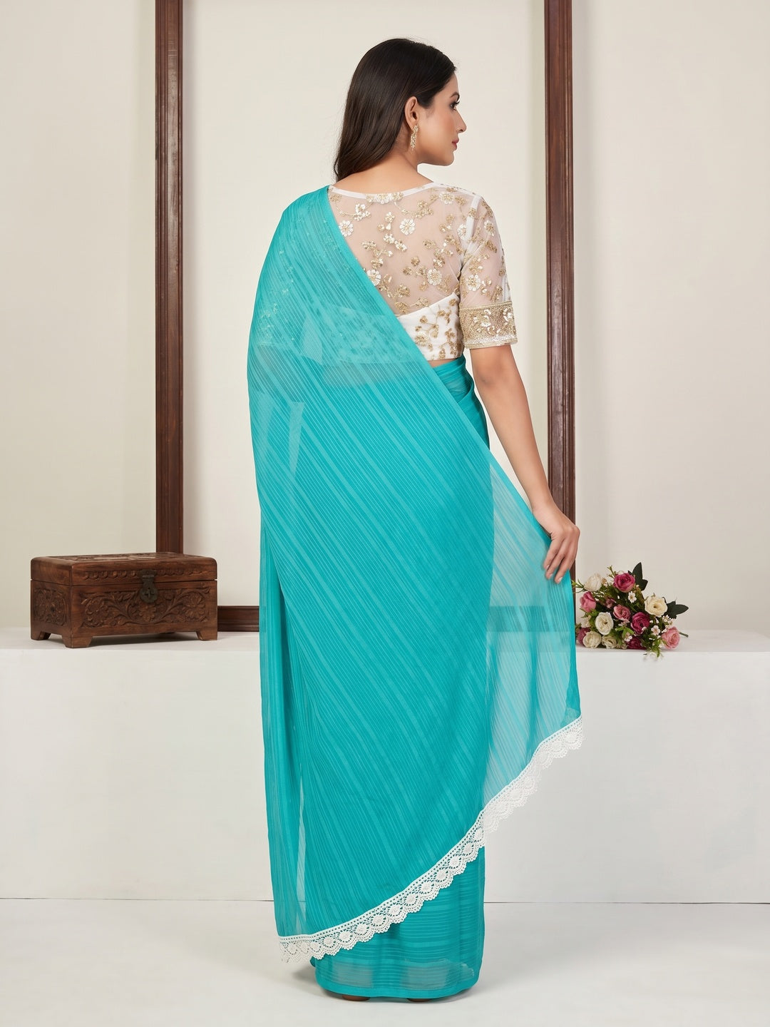 Turquoise Solid Woven Chiffon Saree With Lace Border - Image 3
