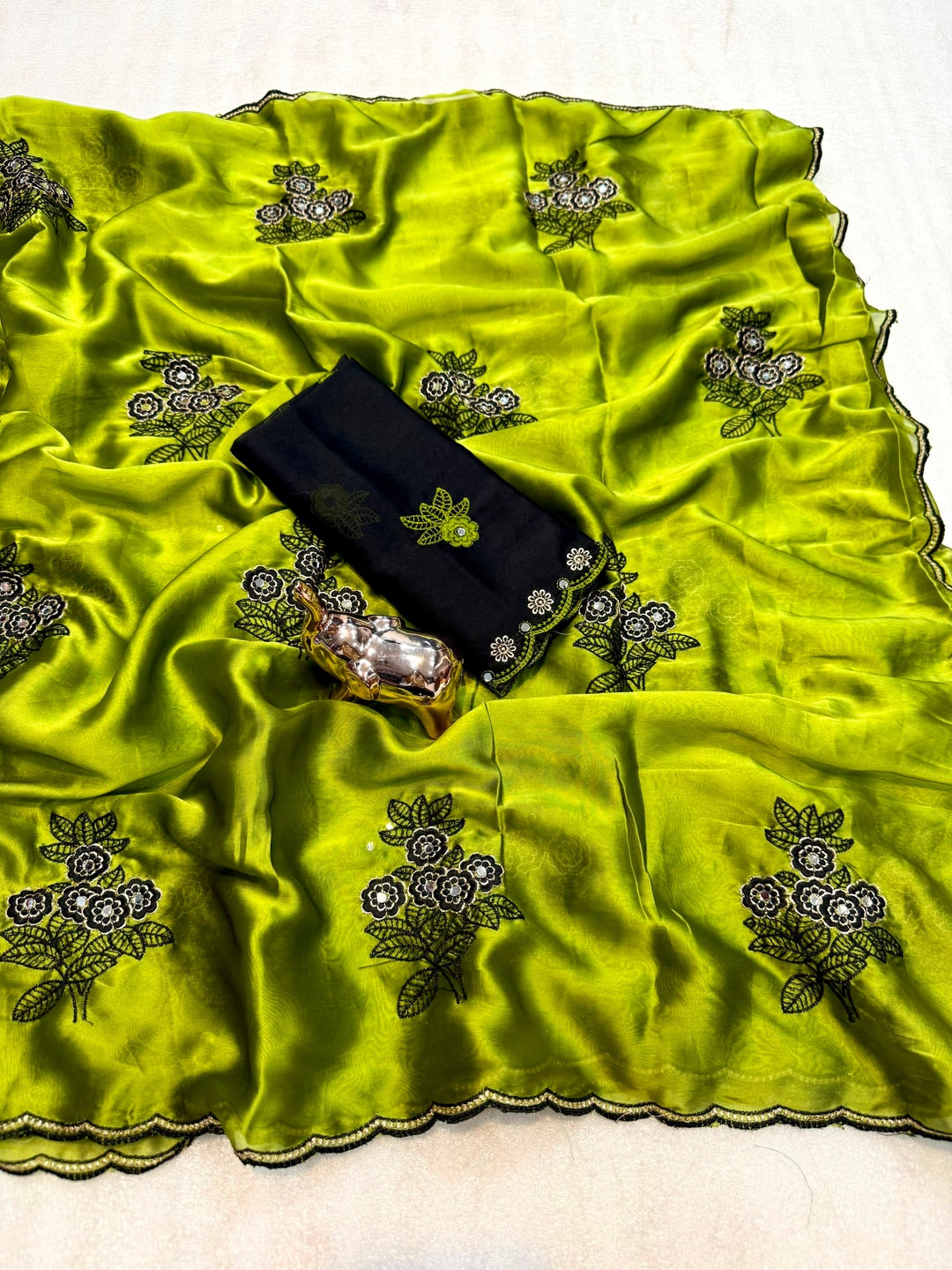 Peachmode Green Rangoli Silk Saree with Mirror and Embroidery Work - Image 3
