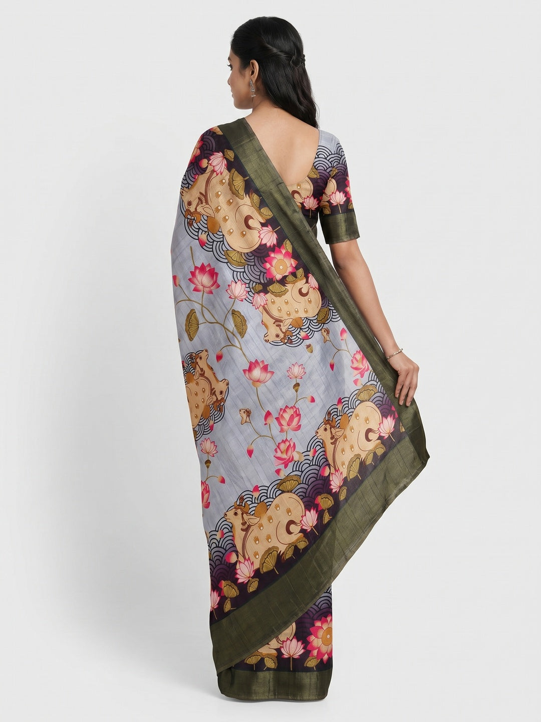 Grey & Black Floral Digital Printed Tussar Silk Saree - Image 2