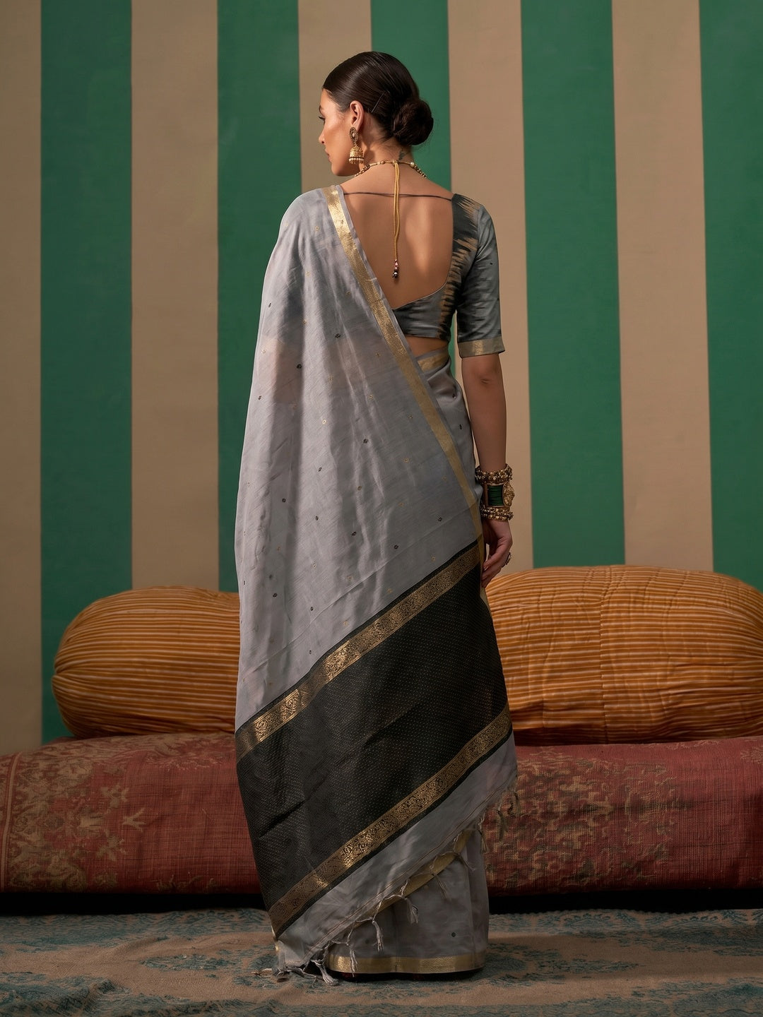 Grey Woven Cotton Silk Saree - Image 1