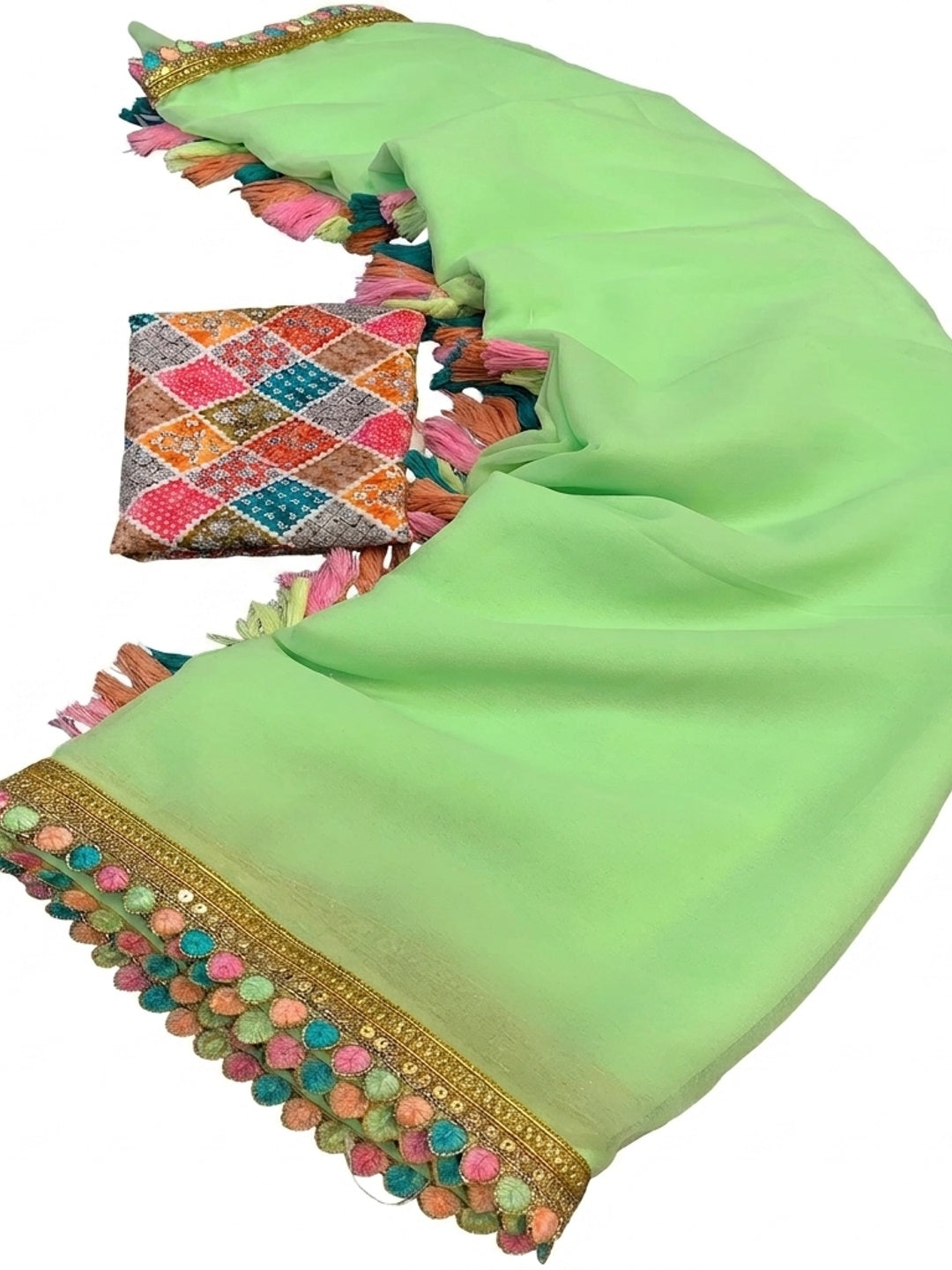 Green Solid Georgette Saree With Sequins Embroidered Border - Image 2