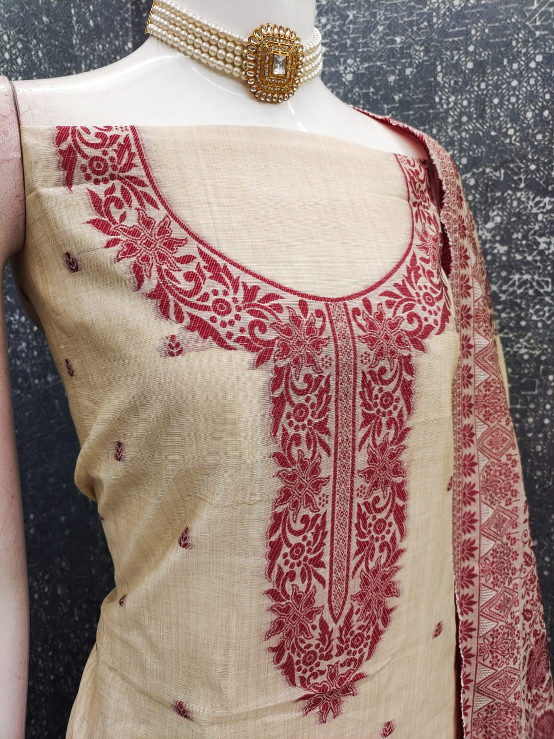 Peachmode Pink Linen Dress Material with Ethnic Motifs - Image 4