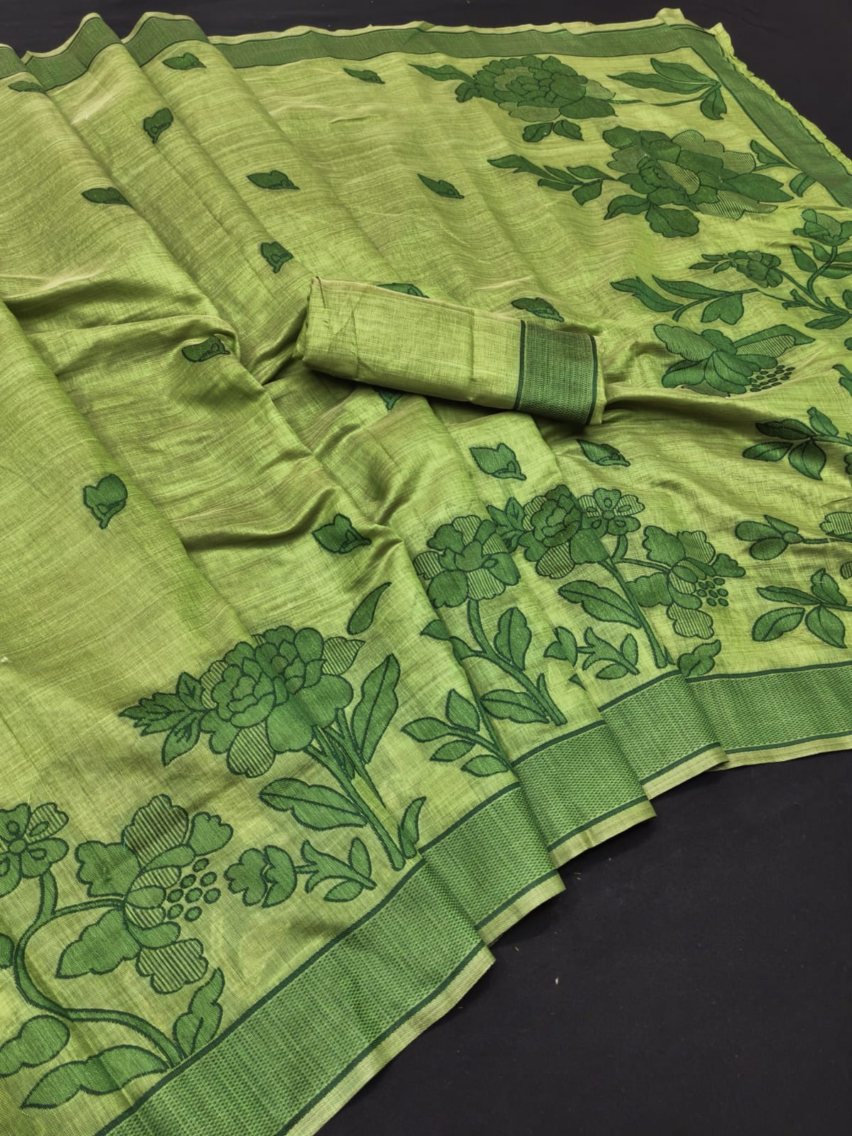 Peachmode Green Linen Jamdani Saree for Traditional Wear - Image 3