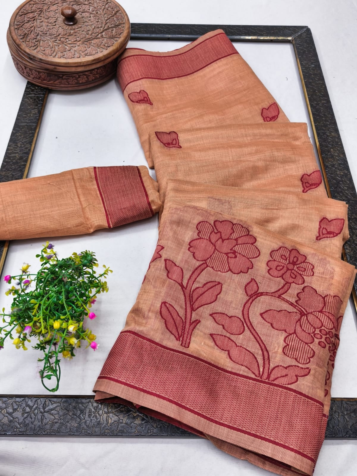 Peachmode Peach Linen Jamdani Saree for Traditional Wear - Image 2