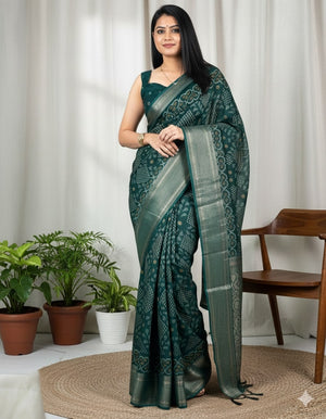 Peachmode Green Dola Silk Woven Border Saree - Image 1