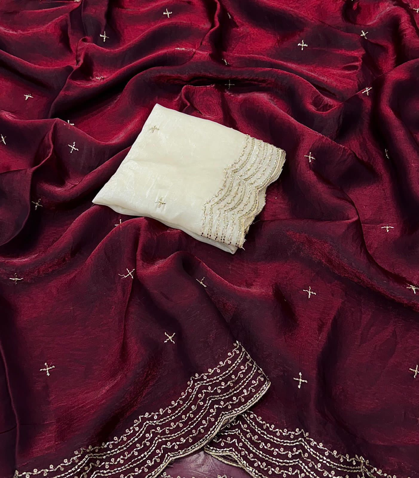 Peachmode Maroon Satin Saree with Sequin Embroidery Work - Image 3