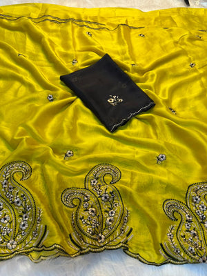 Peachmode Yellow Rangoli Silk Saree with Embroidered Border - Image 2