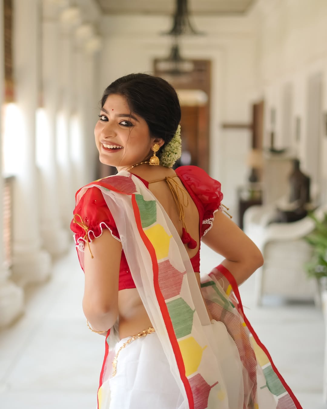Peachmode Multicolor Linen Cotton Printed Saree - Image 4