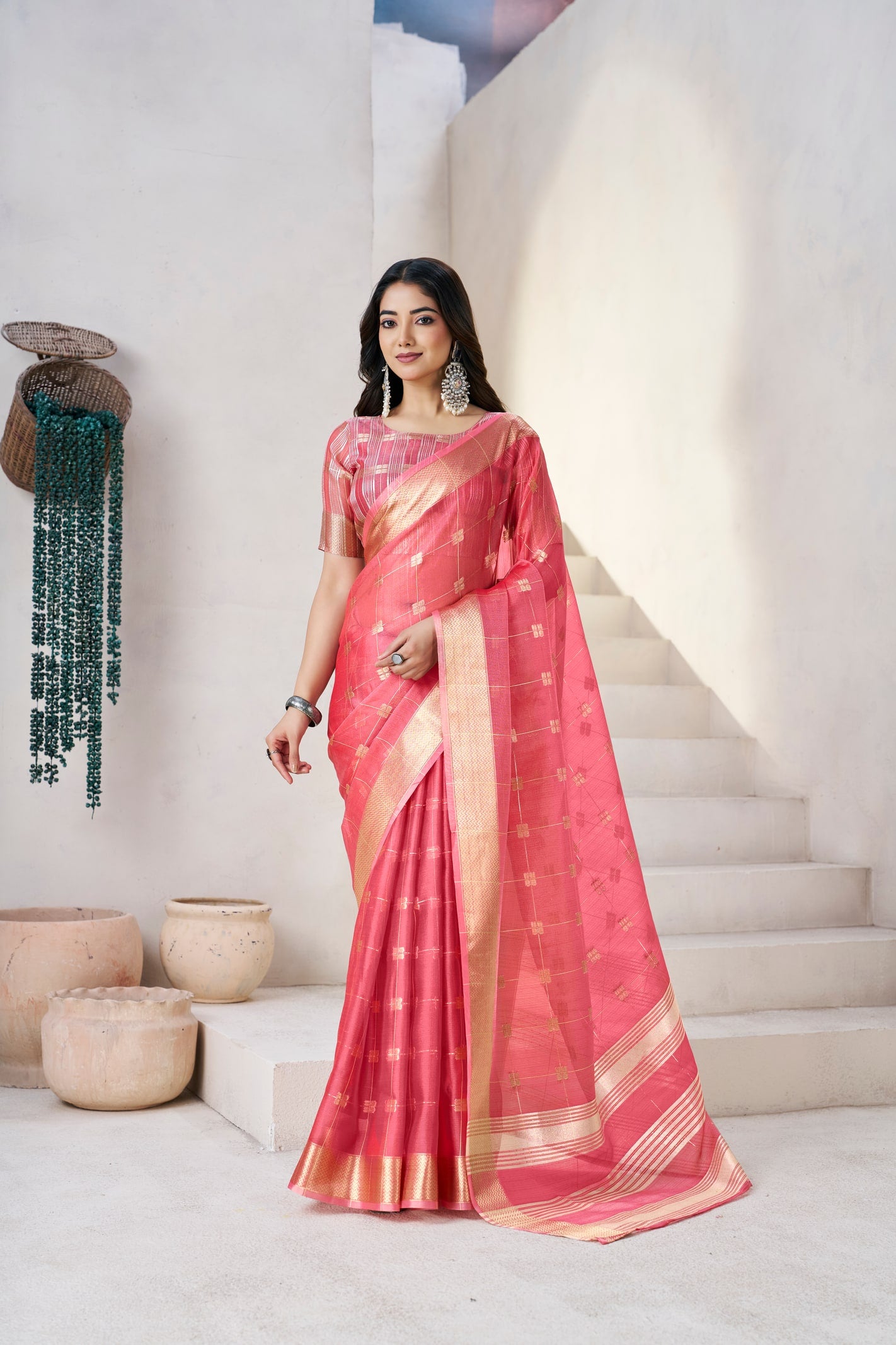 Peachmode Pink Linen Cotton Silk Zari Saree - Image 3