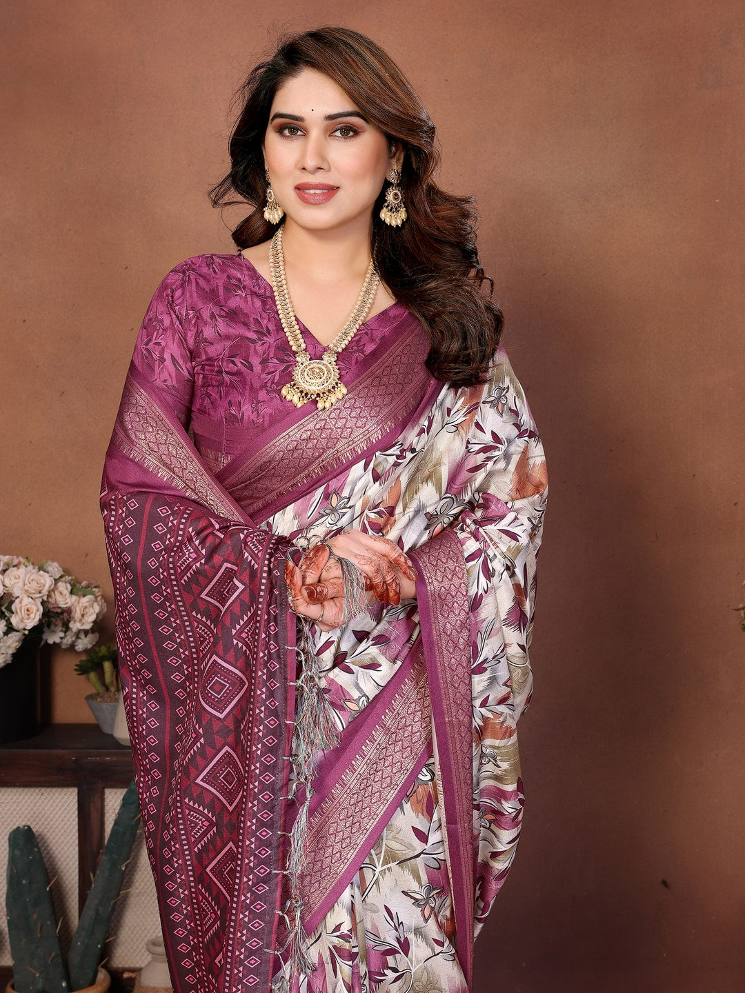 Wine Cotton Silk Digital Print Saree with Zari Border - Image 4