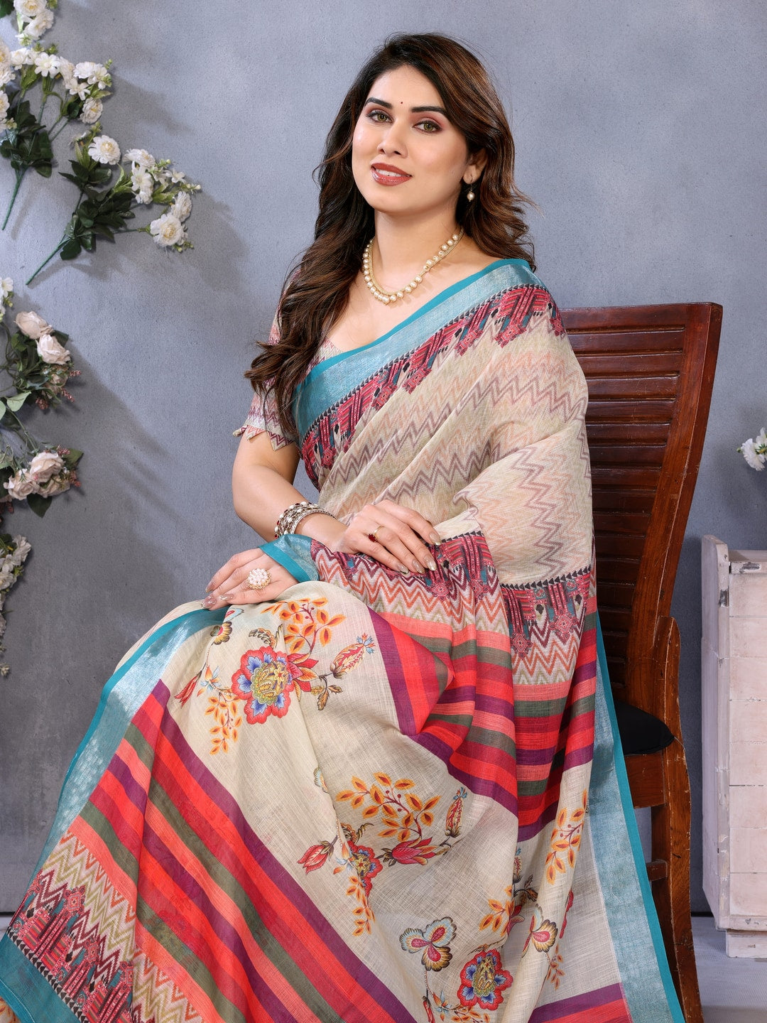 Cream Handloom Linen Cotton Digital Print Saree - Image 2