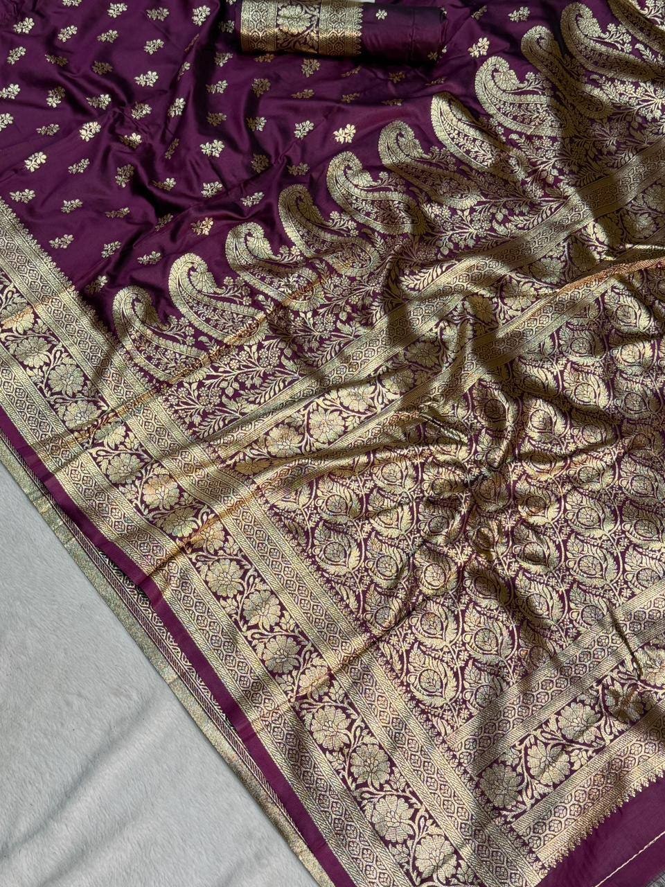 Peachmode Purple Banarasi Soft Silk Zari Saree - Image 9