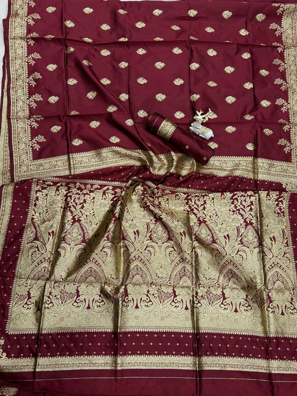 Peachmode Wine Banarasi Silk Zari Saree - Image 10