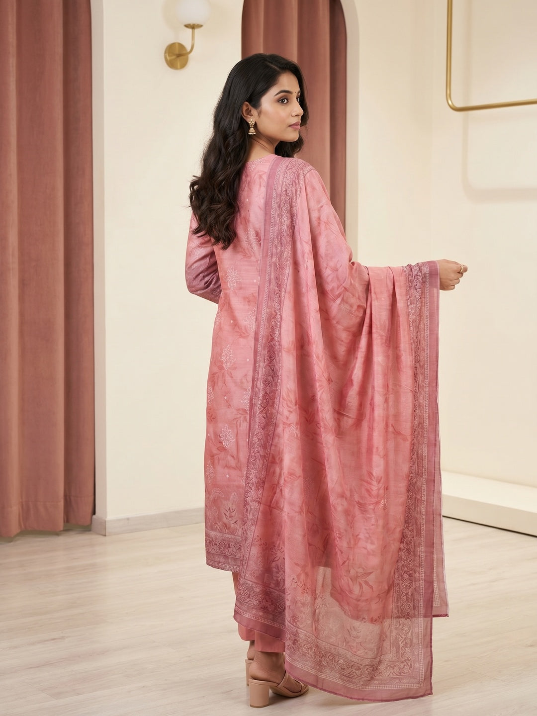 Pink Gucci Silk Embellished Salwar Suit Set - Image 3