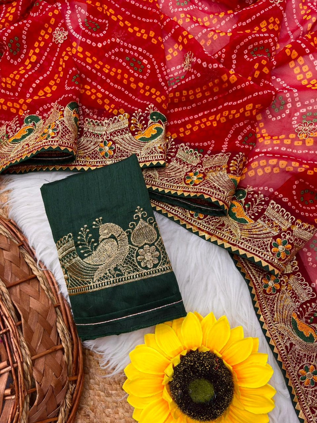 Peachmode Red Georgette Bandhani Saree with Embroidered Border - Image 3