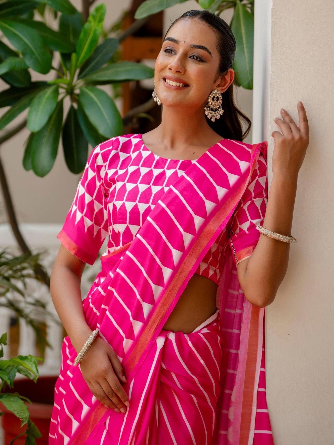 Peachmode Rani Soft Linen Saree - Lisa Linen - Image 4