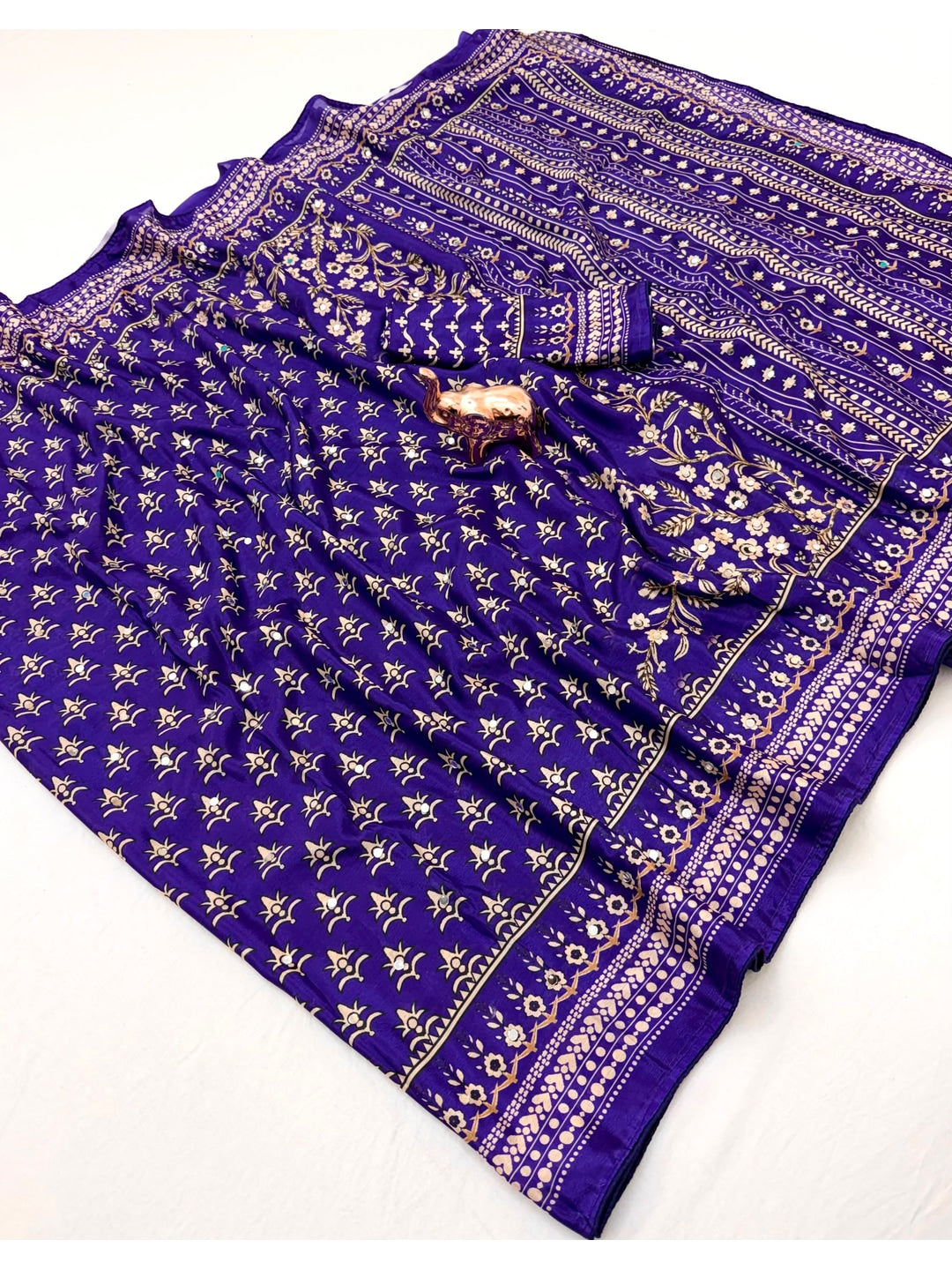 Peachmode Purple Chinnon Silk Saree with Mirror Work - Image 3