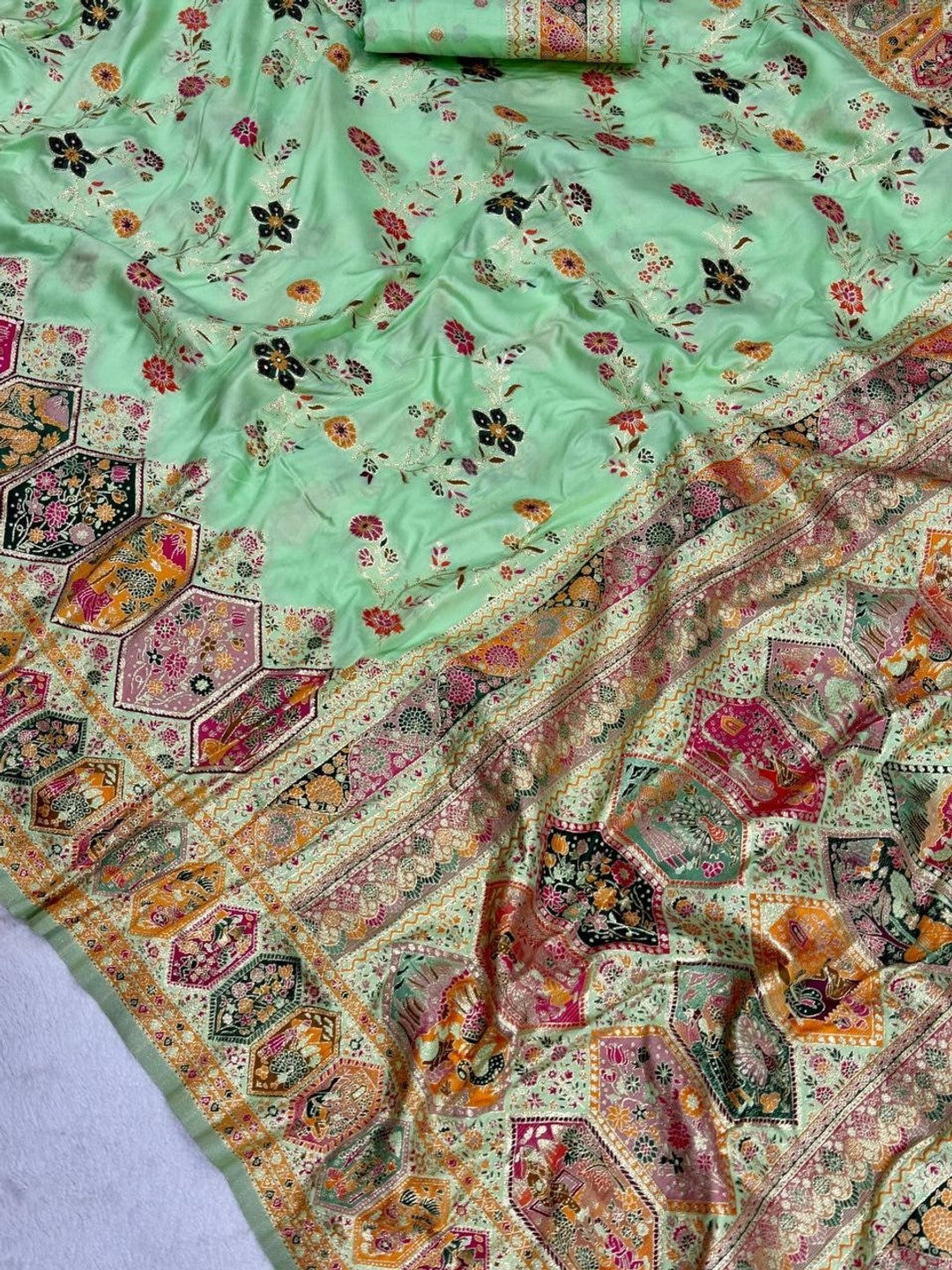 Peachmode Green Rajwadi Pashmina Silk Woven Saree - Image 4