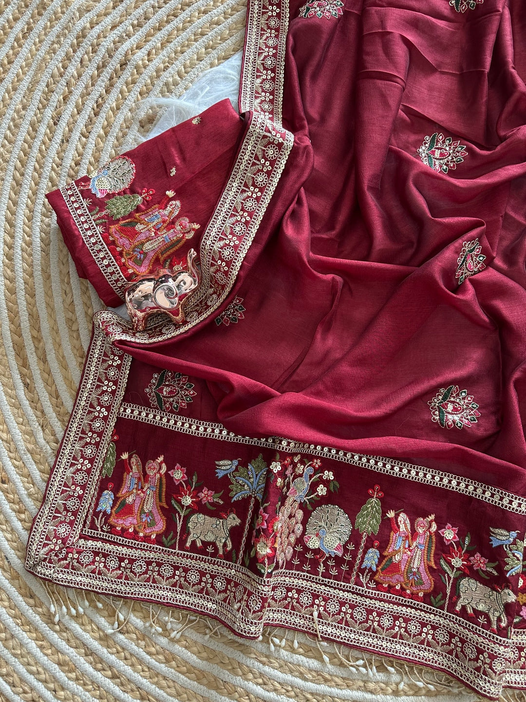 Peachmode Maroon Art Silk Saree - Image 4