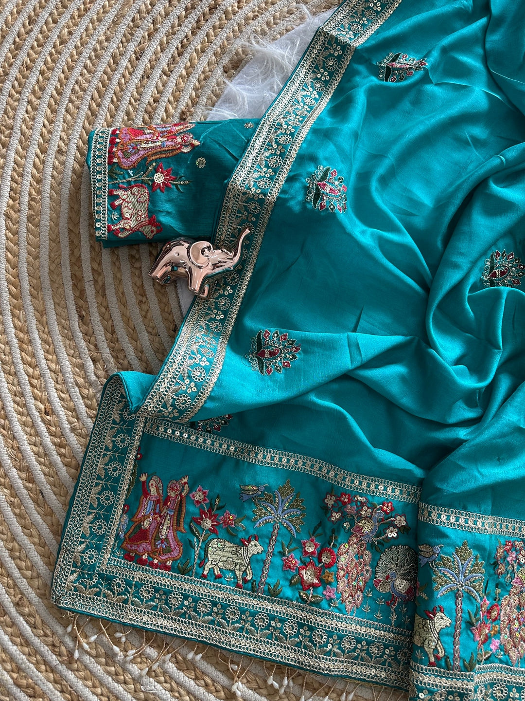 Peachmode Turquoise Art Silk Saree - Image 4
