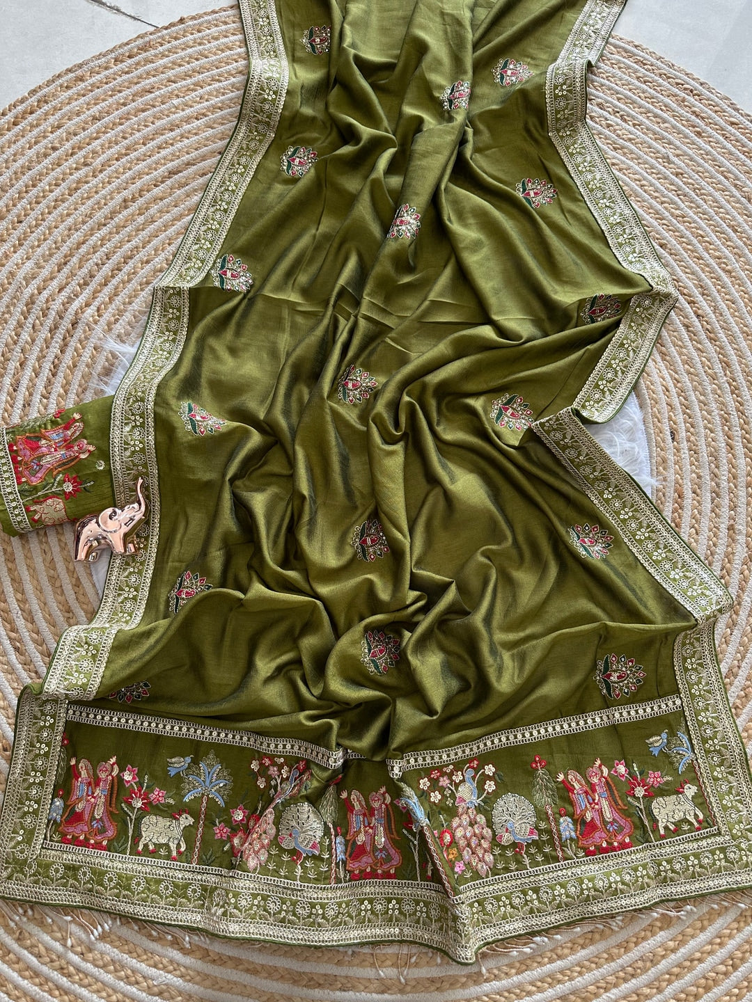 Peachmode Olive Art Silk Saree - Image 3