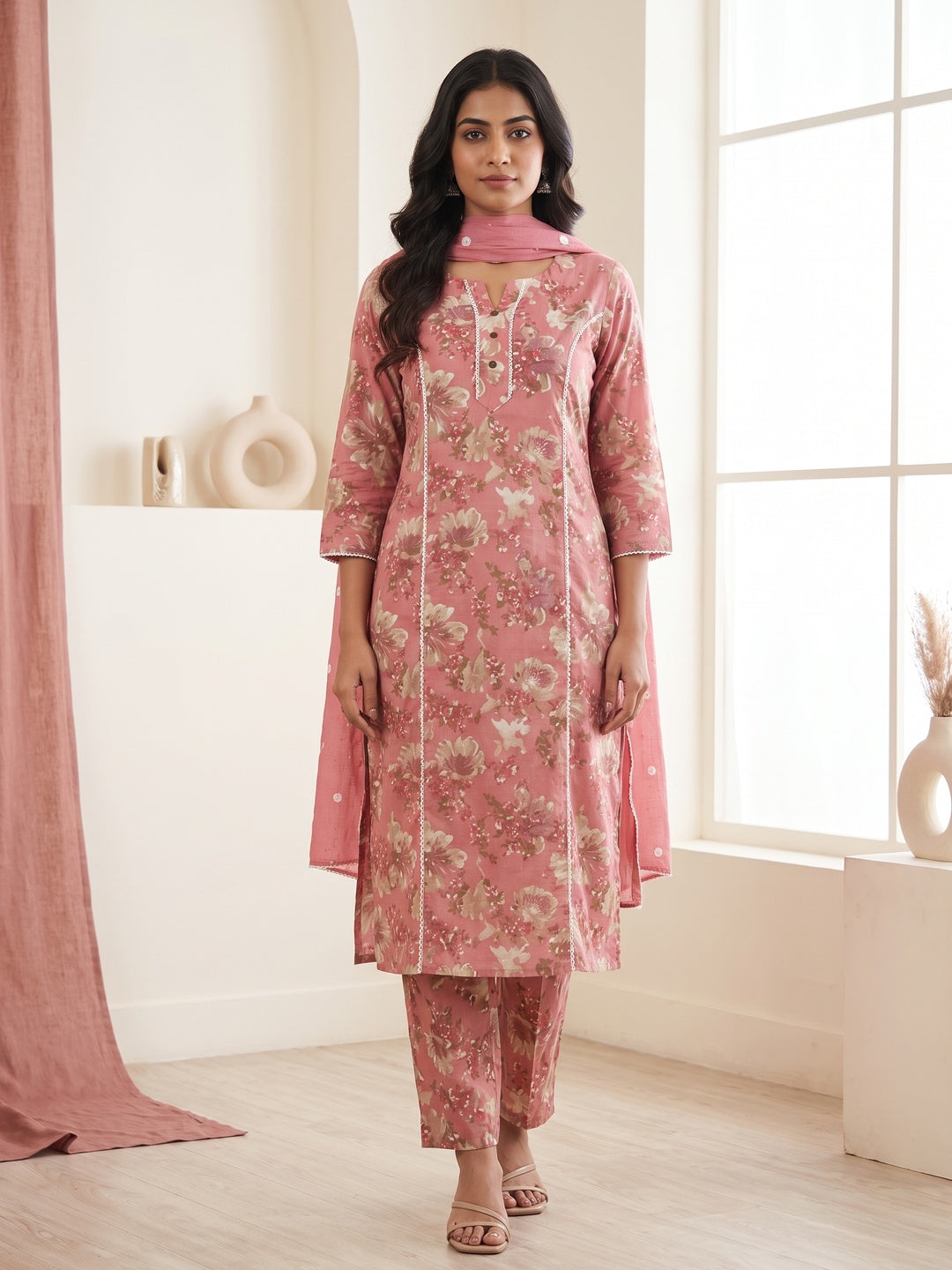 Pink Cotton Floral Printed Salwar Suit Set - Image 2