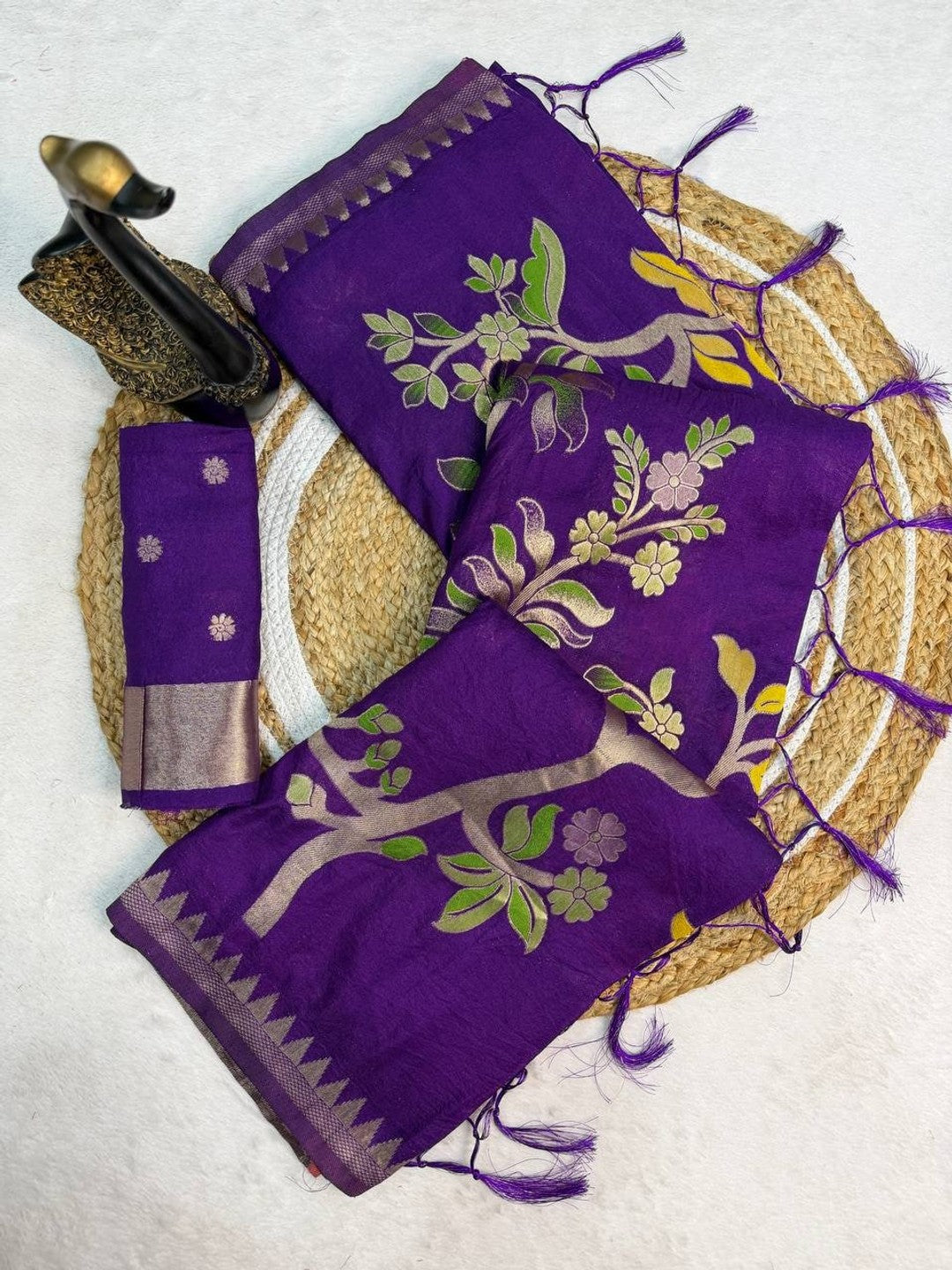 Peachmode Purple Crepe Khadi Silk Bird Motif Saree - Image 2